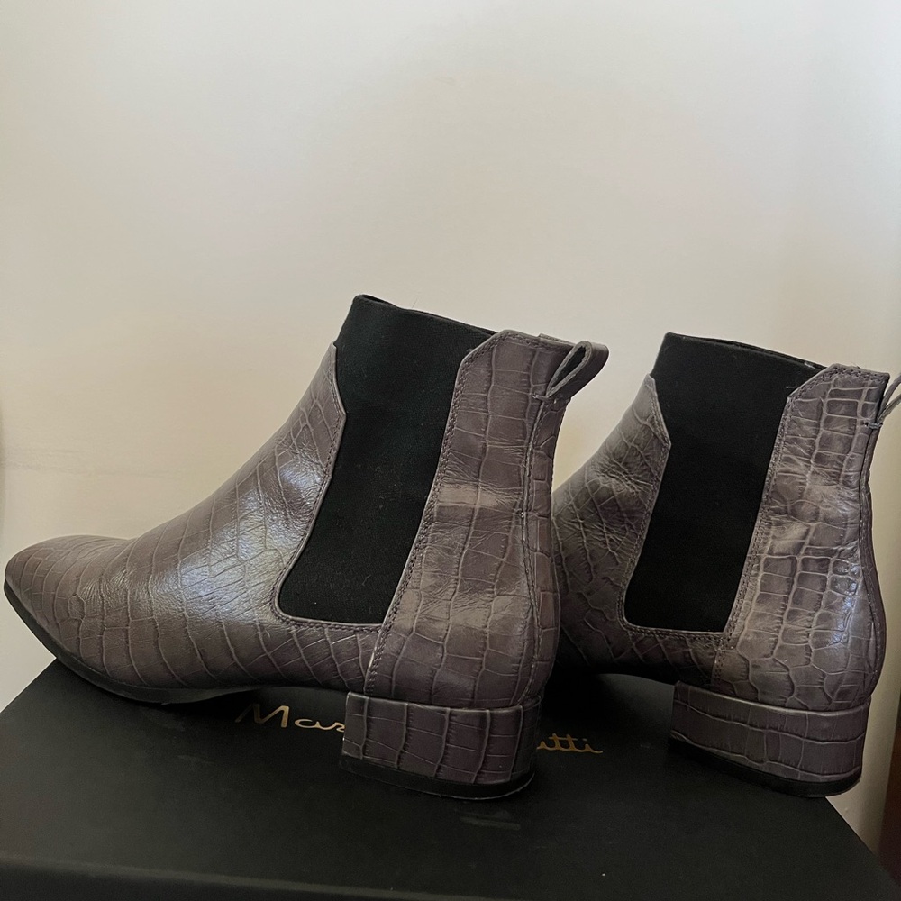 Massimo Dutton Grey Leather Stretch Ankle Boots W… - image 5